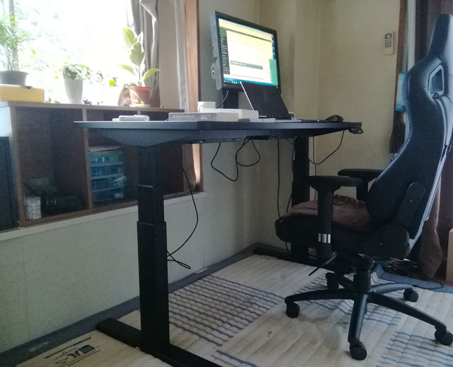 自分の部屋のものを紹介してみる