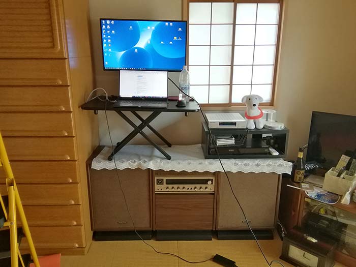 １万円で始められる昇降デスク